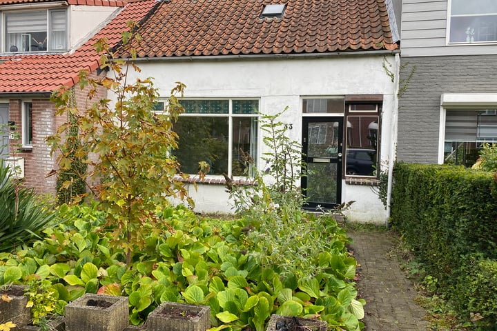 Oostsingel 33 in Sint-Maartensdijk Foto