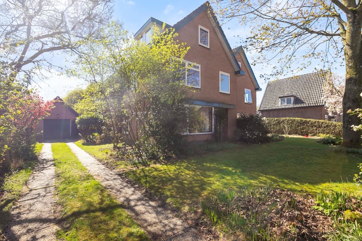 Ooststeeg 114A en Wageningen foto