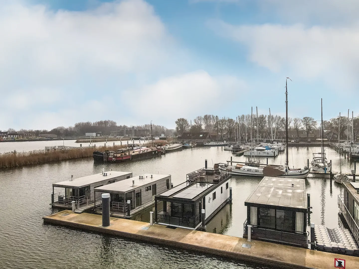 Oostvaardersdijk 99043 Lelystad