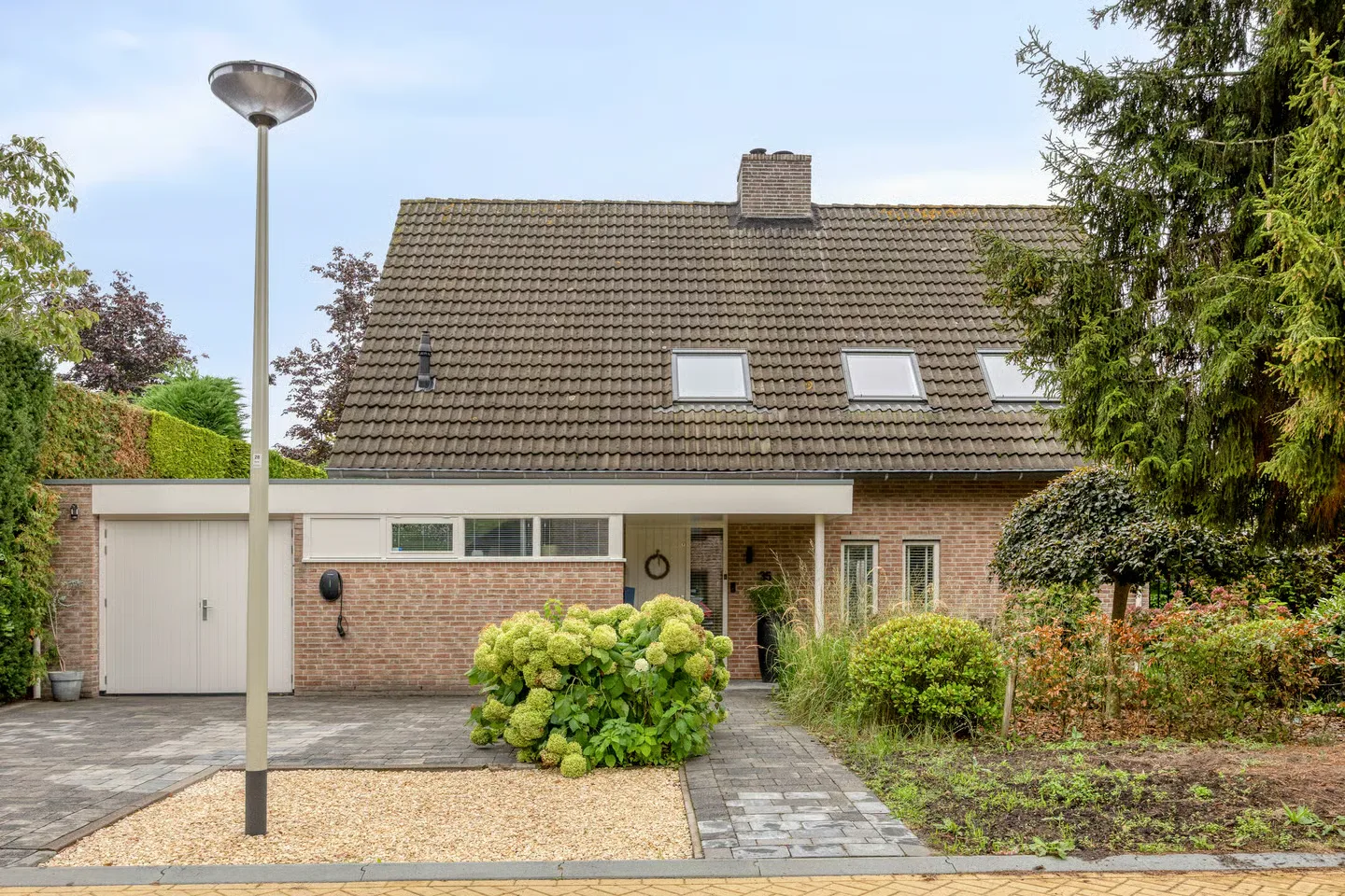 Opaaldijk 35 Roosendaal foto 2