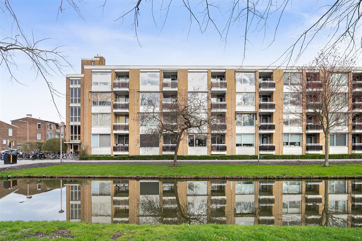 Oranje-Nassaulaan 58 en Gouda foto