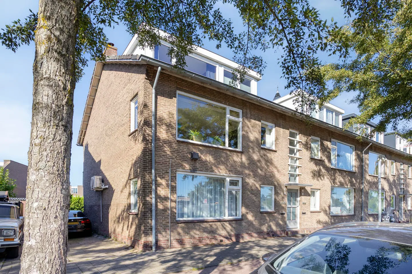 Oranje Nassaustraat 16 in Halfweg