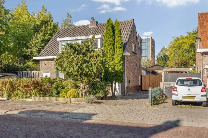 Oranjeboomstraat 184 in Breda