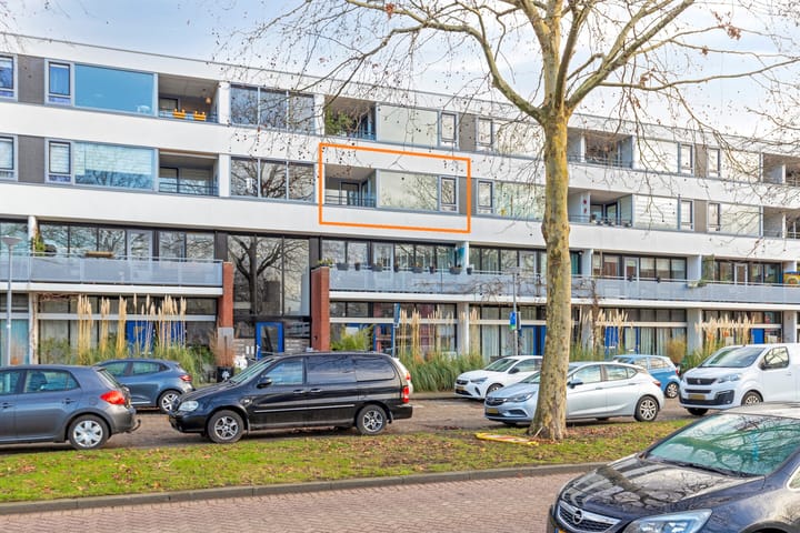 Photo of property Oranjeboomstraat 56A, Rotterdam