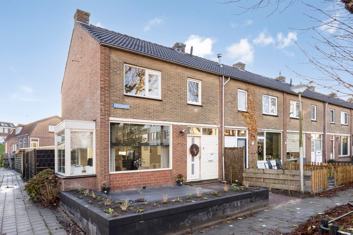 Oranjelaan 1 in Moordrecht Foto