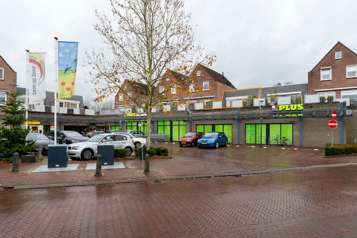 Oranjeplein 59 in Loon op Zand Foto