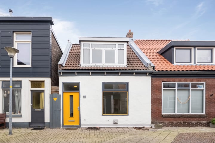 Oranjestraat 17 en Den Helder foto