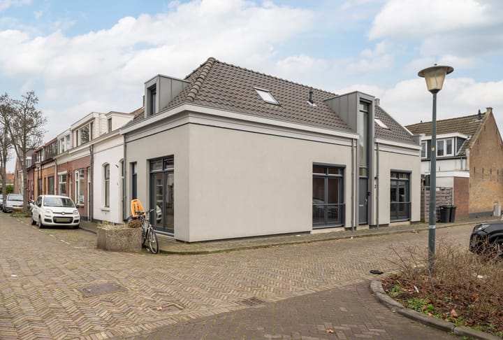 Oranjestraat 2 dans Vlaardingen photo