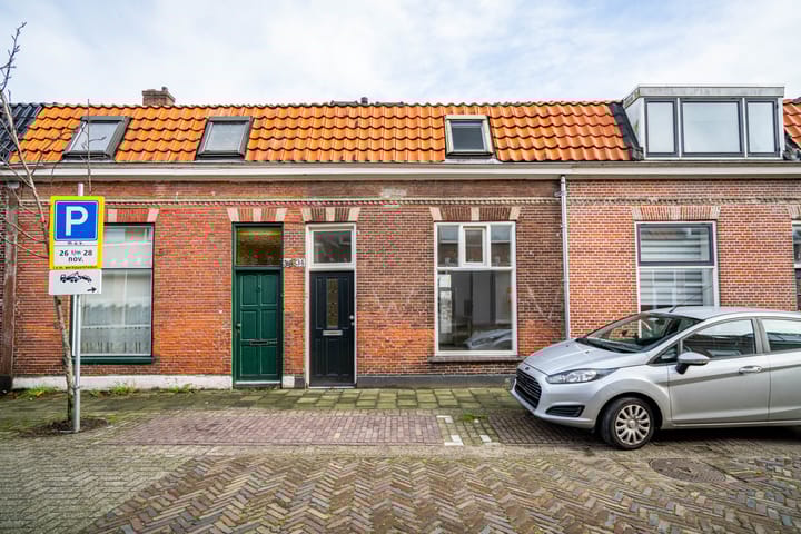Oranjestraat 34 in Leiden photo
