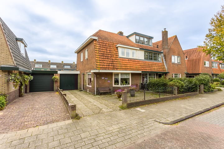 Photo of property Oranjeweg 47, Kortenhoef