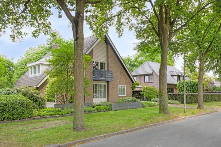 Ostaderstraat 6 in Asten photo