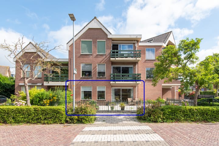 Oterlekerweg 30 in Stompetoren Foto