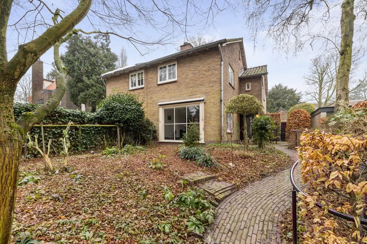 Photo of property Otto'slaan 10, Hilversum