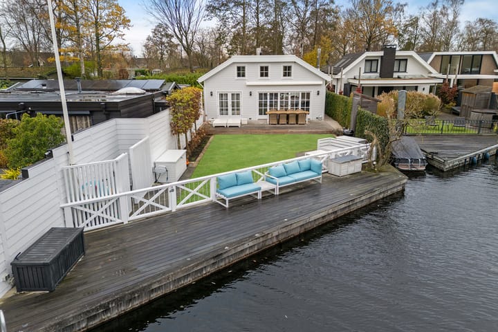 Photo of property Oud-Loosdrechtsedijk 113c-A19, Loosdrecht