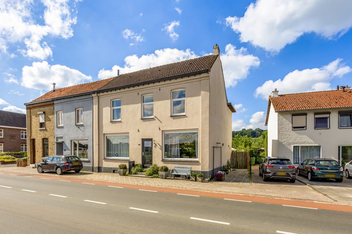 Photo of property Oud-Valkenburg 60, Schin op Geul