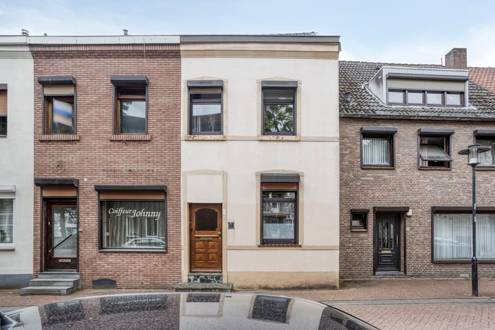 Oude Broeksittarderweg 11 dans Sittard photo