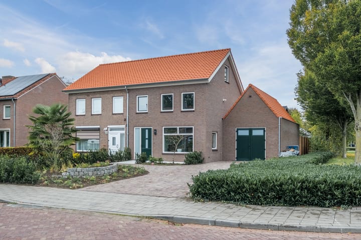 Oude Kerkstraat 23 in Duizel photo
