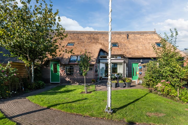 Oude Rijksweg 511a in Rouveen Foto