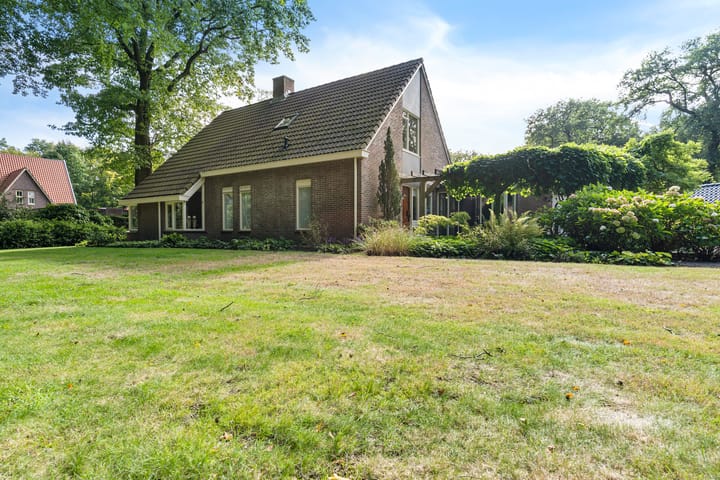 Oude Weg 30 in Ter Apel Foto