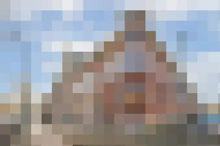 Oudedijk 200 in Rotterdam