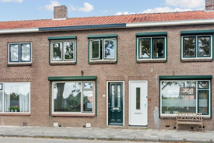 Oudelandsedijk 65 in Sommelsdijk Foto