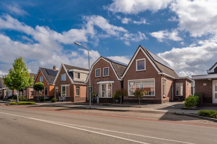 Oudewerfslaan 95 in Winschoten photo