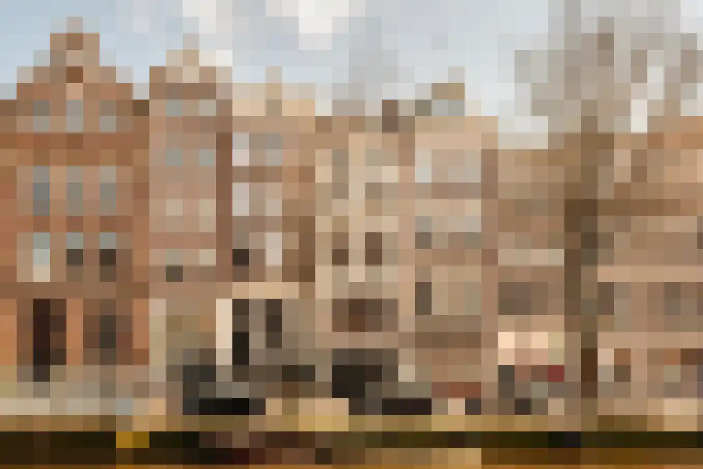 Oudezijds Voorburgwal 151 en Amsterdam