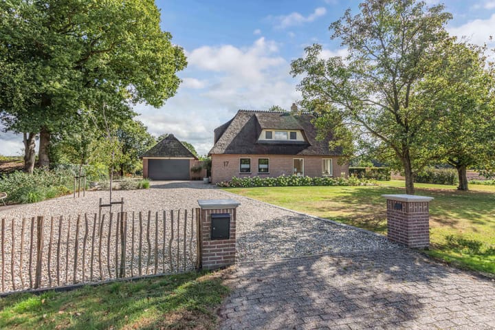 Overburen 17 in Peperga photo