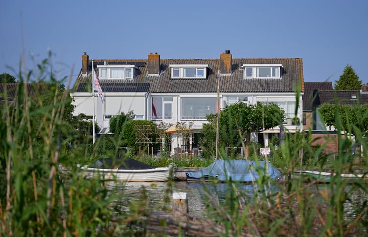 Photo of property Overmeerseweg 98, Nederhorst den Berg