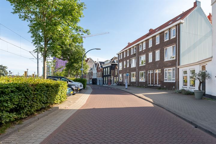 Overschiesestraat 46B in Schiedam Foto