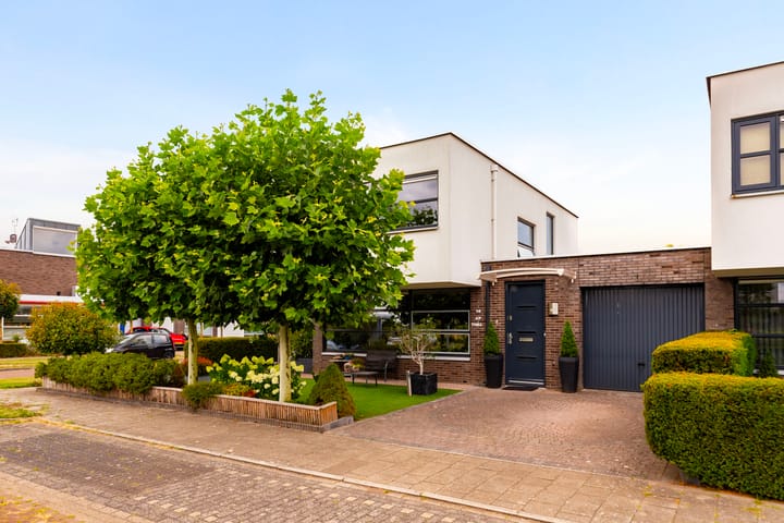 Overste Kamp 16 in Elst foto