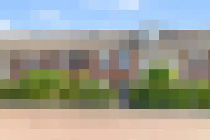 Paardenkamplaan 17 en Uitgeest