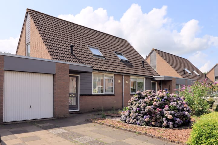 Paasweide 23 in Steenwijk Foto