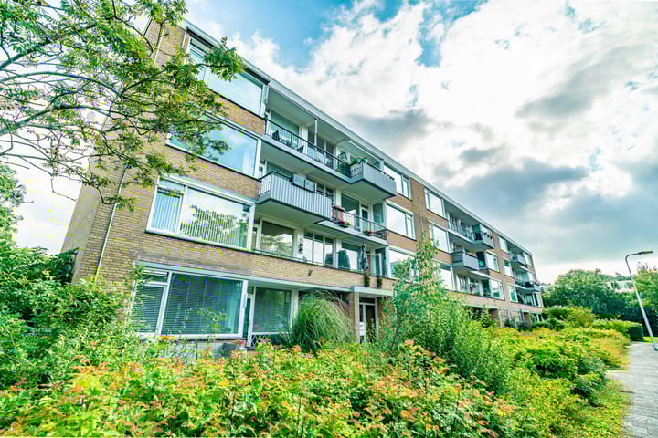 Paganinidreef 43 en Voorschoten foto