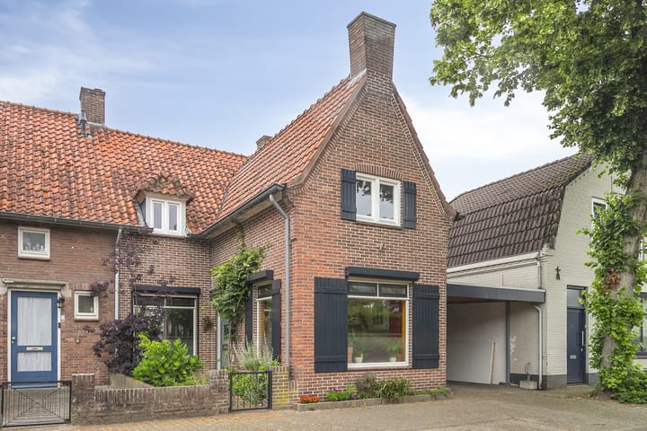 Palmstraat 74 in Oss Foto