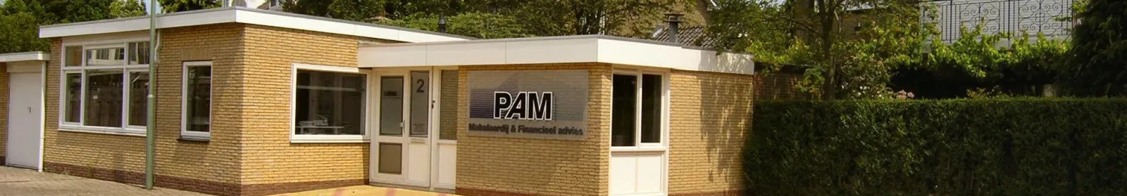 Team photo of PAM Makelaardij & Financieel Advies