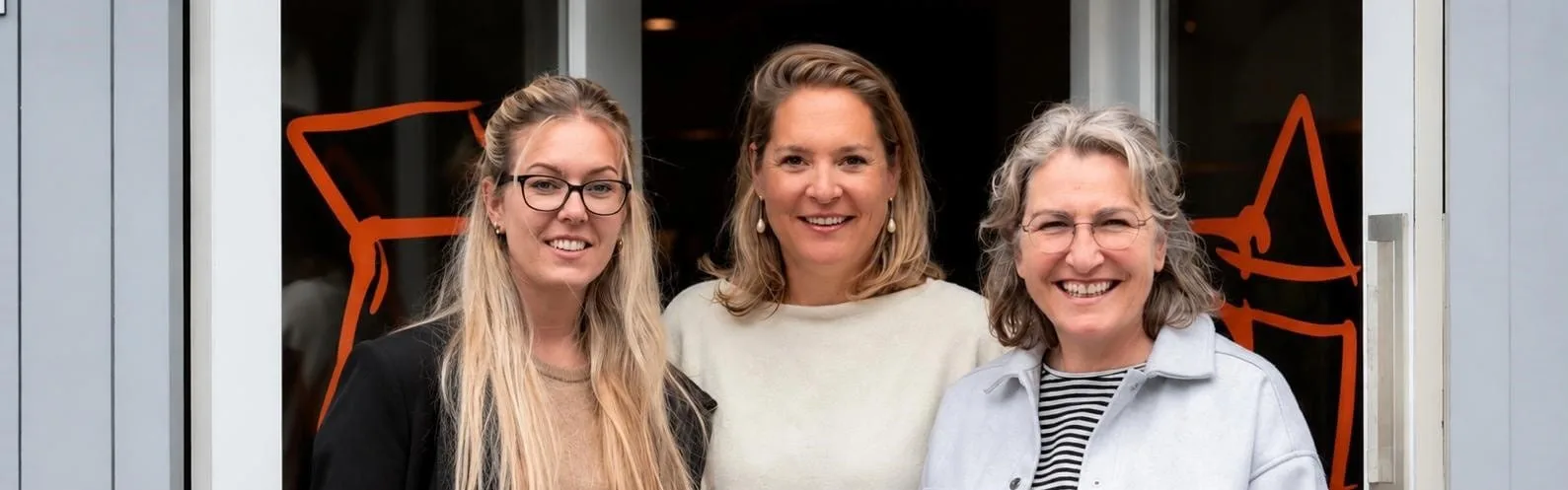 Team foto van Panne van Soest Makelaars De Dames van Oegstgeest