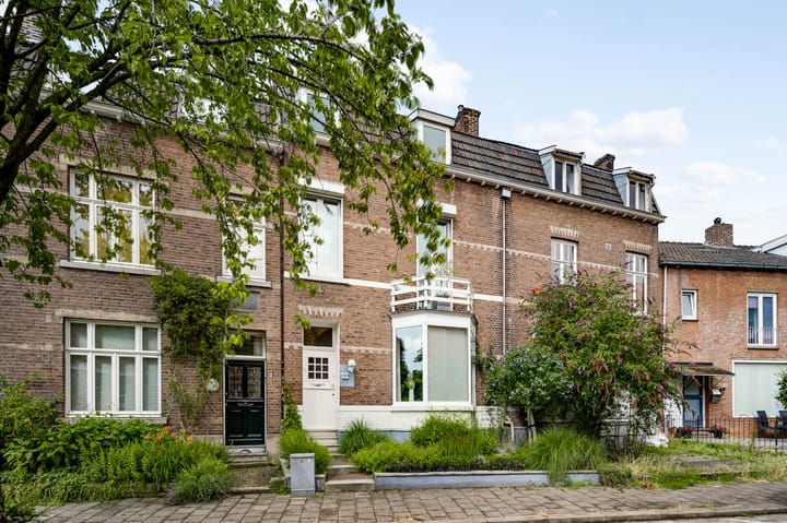 Papenweg 88 in Maastricht photo