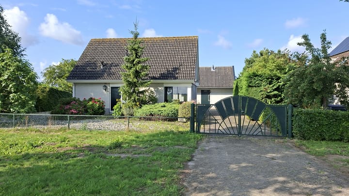 Paradijsvogelweg 59 in Almere photo