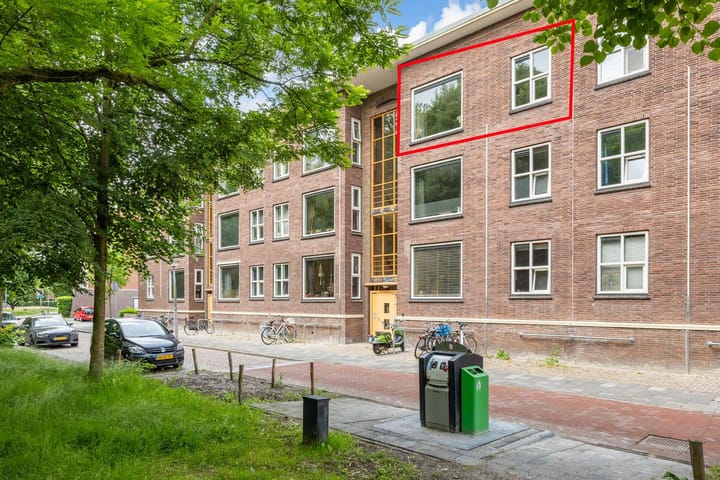 Paramaribostraat 22 in Groningen foto