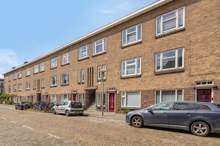 Paramaribostraat 37 in Utrecht photo