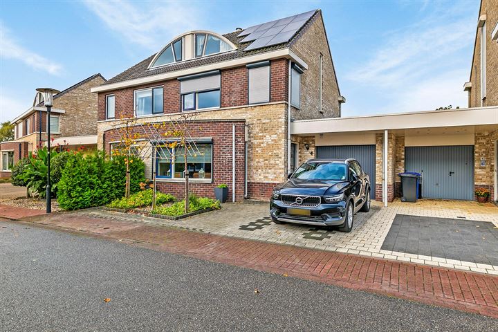 Parelmoerboog 47 dans Terneuzen photo