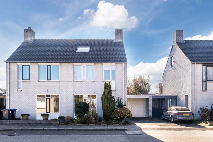 Parijslaan 3 in Eindhoven Foto