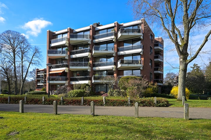 Park Oud Wassenaar 14 in Wassenaar photo