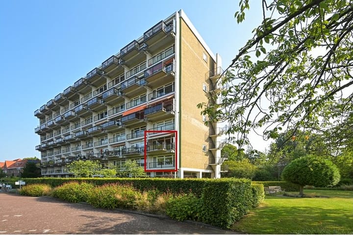 Park Vronesteyn 36 en Voorburg foto