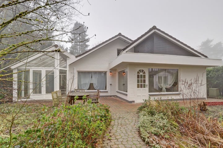 Parklaan 120 in Putte Foto