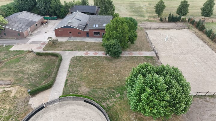 Parksesteeg 4 in Overasselt