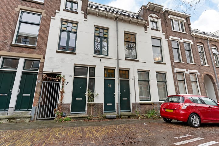 Pastoor Bosstraat 19 en Arnhem foto