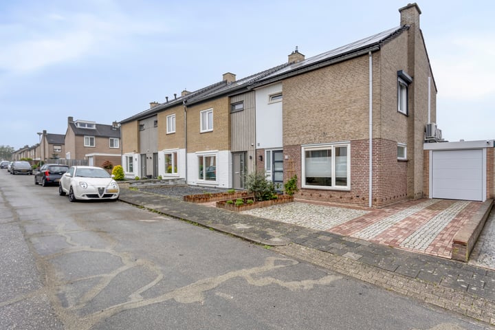 Pastoor Brouwersstraat 25 en Berg en Terblijt foto