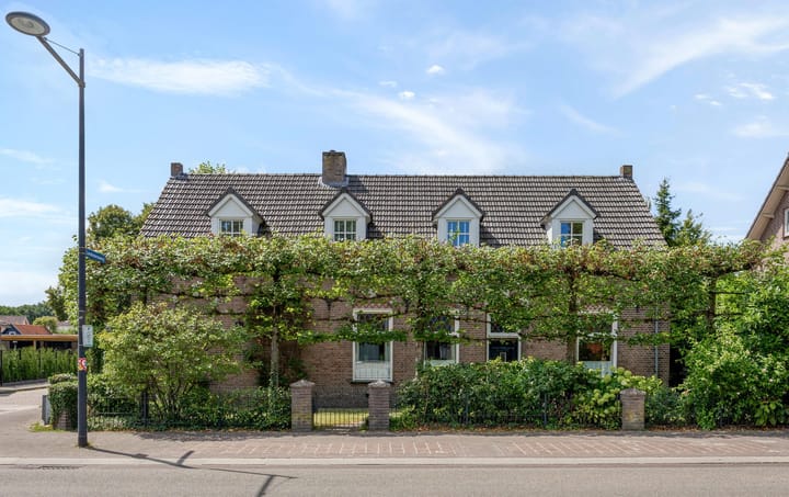 Pastoor Castelijnsstraat 48 in Handel Foto